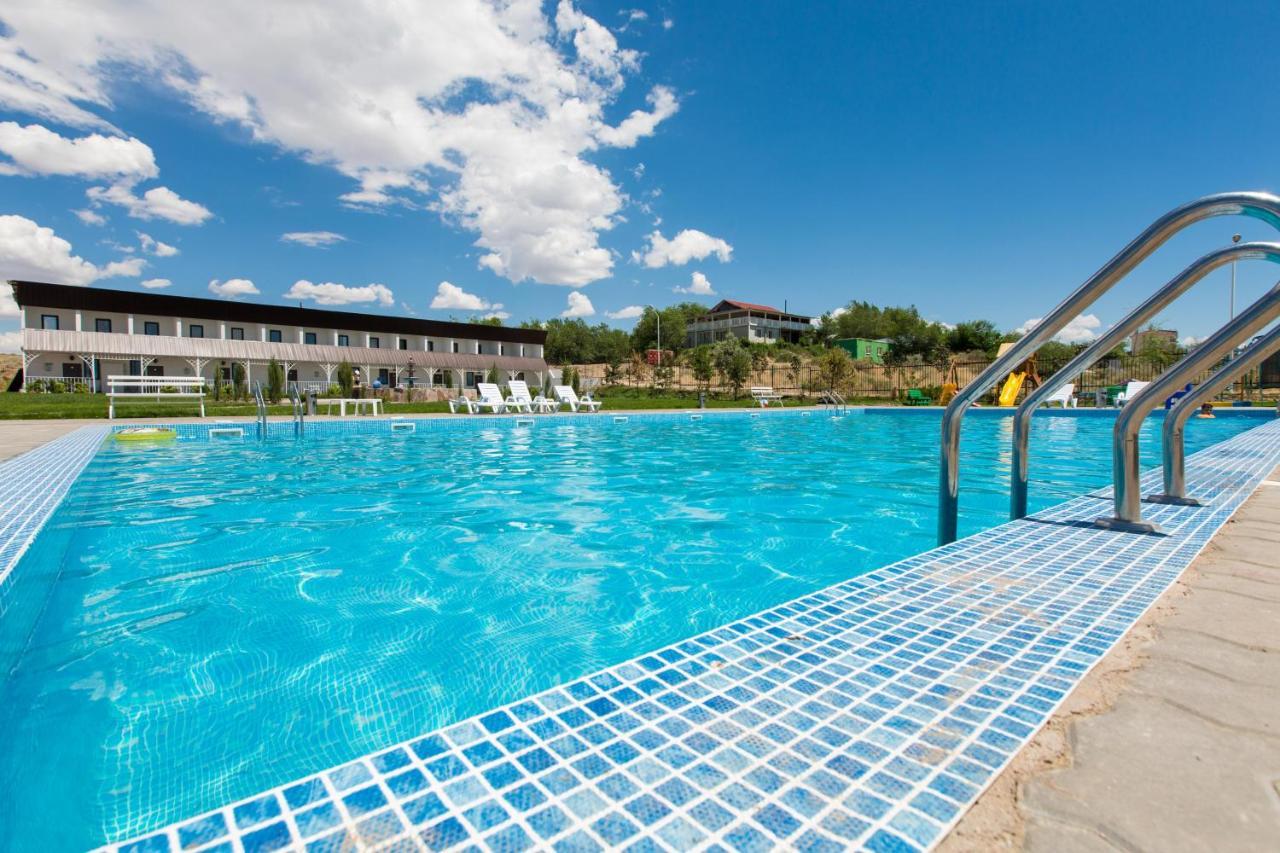 La Dolce Vita Resort Kapchagay Exterior photo