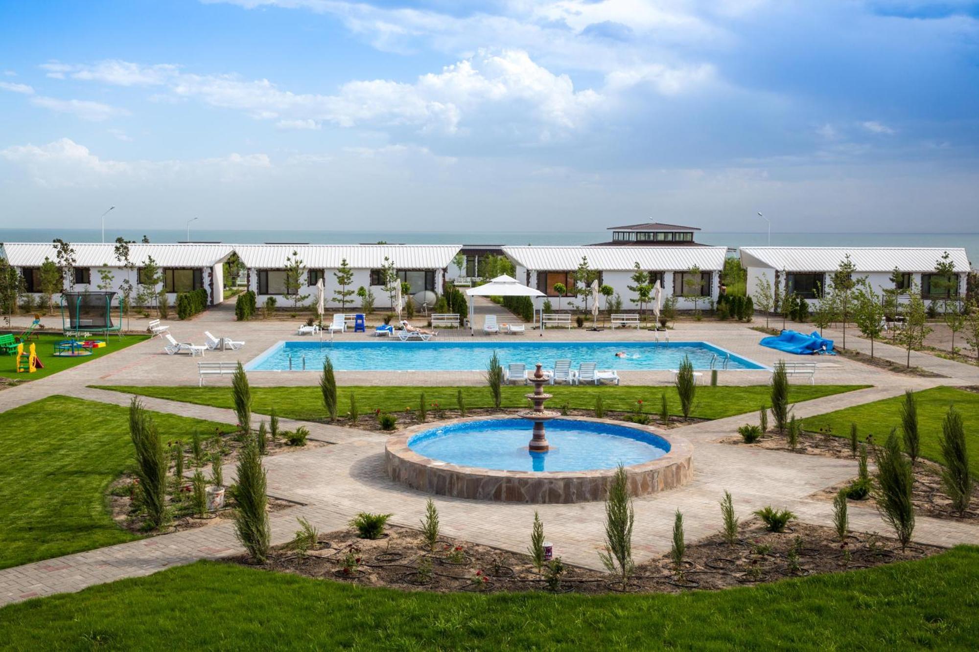 La Dolce Vita Resort Kapchagay Exterior photo