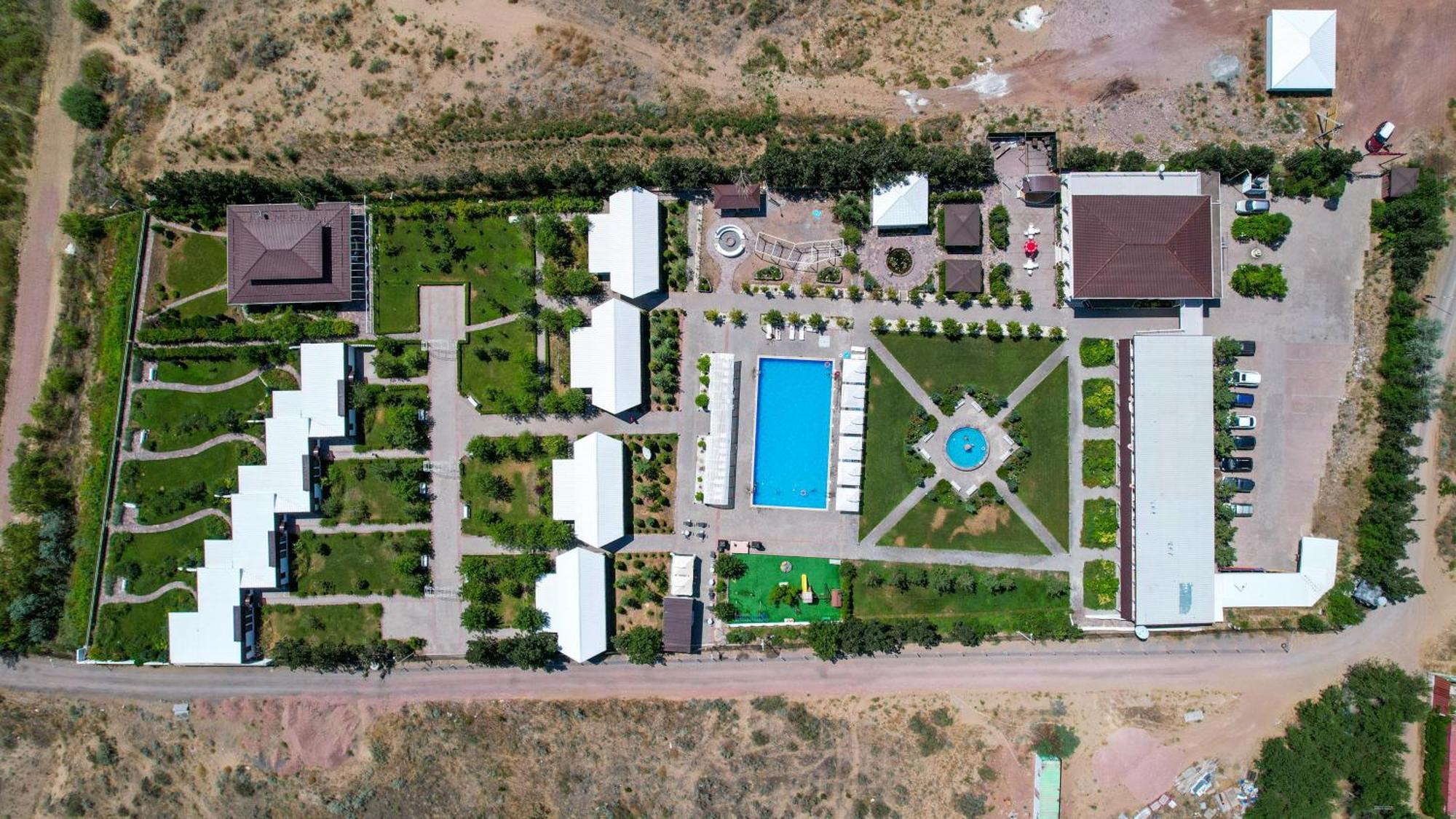 La Dolce Vita Resort Kapchagay Exterior photo